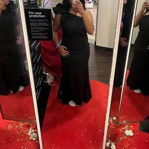 Poofy sleeve prom dress